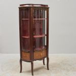 1561 8353 DISPLAY CABINET